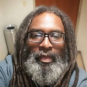 Meet your Posher, Bruce